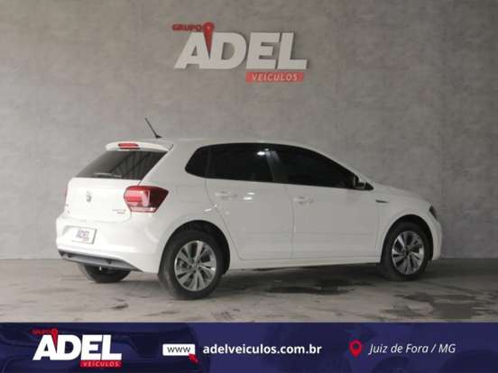 VOLKSWAGEN-POLO-2018