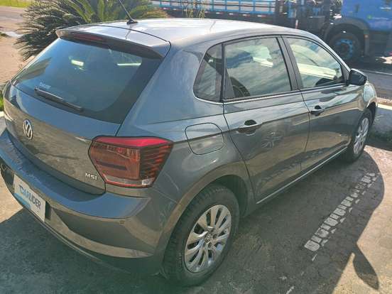 VOLKSWAGEN-POLO-2019