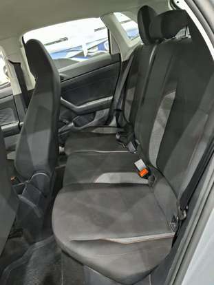 VOLKSWAGEN-POLO-2023