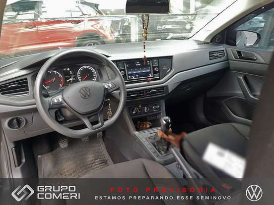 VOLKSWAGEN-POLO-2024