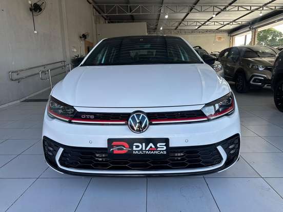 VOLKSWAGEN-POLO-2023