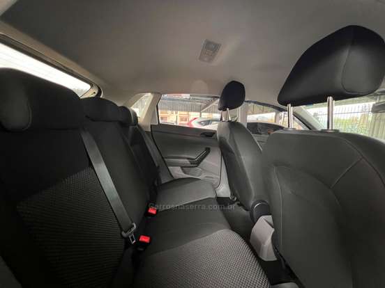 VOLKSWAGEN-POLO-2018
