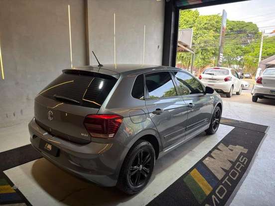 VOLKSWAGEN-POLO-2019
