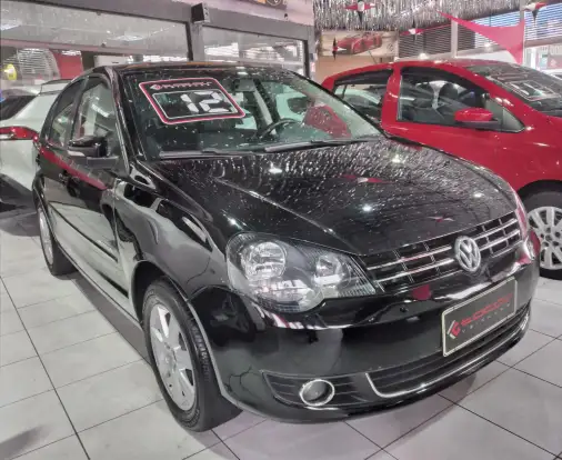 VOLKSWAGEN-POLO SEDAN-2011
