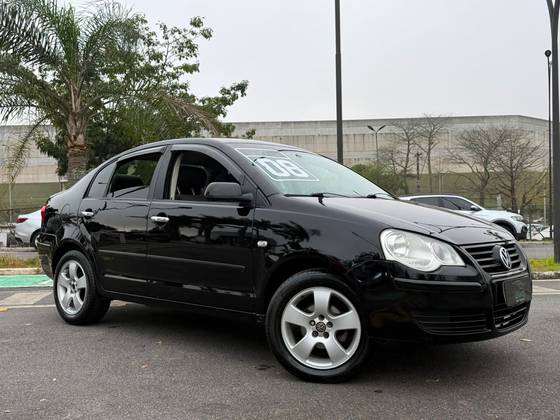 VOLKSWAGEN POLO SEDAN 1.6 MI 8V FLEX 4P MANUAL