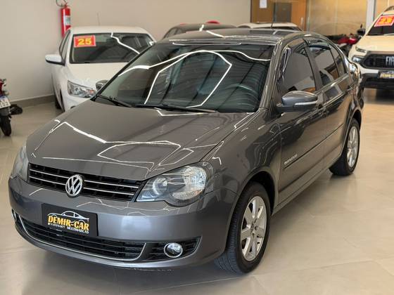 VOLKSWAGEN POLO SEDAN 1.6 MI COMFORTLINE 8V FLEX 4P AUTOMATIZADO