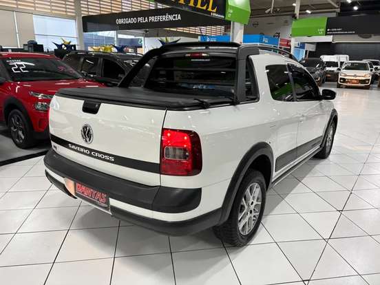 VOLKSWAGEN-SAVEIRO-2015