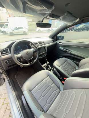 VOLKSWAGEN-SAVEIRO-2024