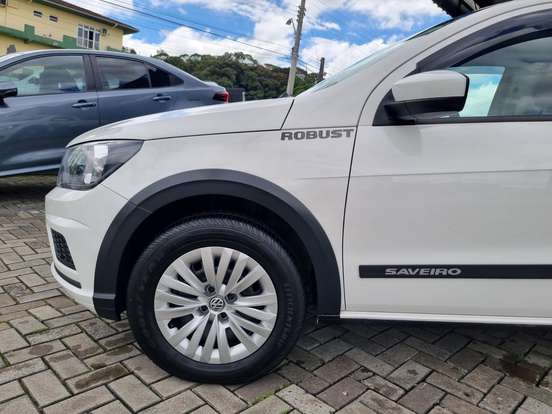 VOLKSWAGEN-SAVEIRO-2020