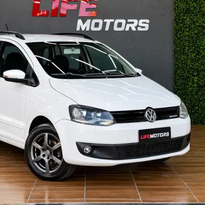 VOLKSWAGEN-SPACEFOX-2012