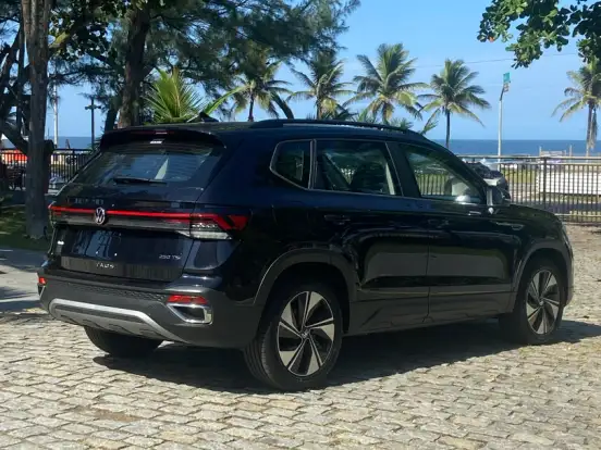 VOLKSWAGEN-TAOS-1.4 250 TSI TOTAL FLEX COMFORTLINE AUTOMÁTICO VOLKSWAGEN-TAOS-2025