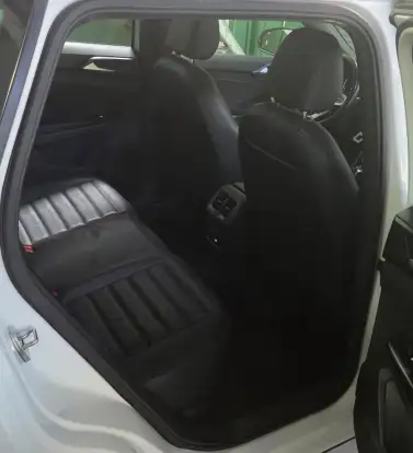 VOLKSWAGEN-TAOS-2021
