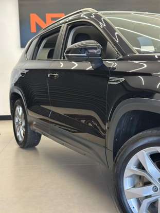 VOLKSWAGEN-TAOS-2022