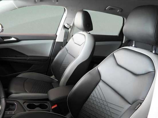 VOLKSWAGEN-TAOS-1.4 250 TSI TOTAL FLEX COMFORTLINE AUTOMÁTICO VOLKSWAGEN-TAOS-2022