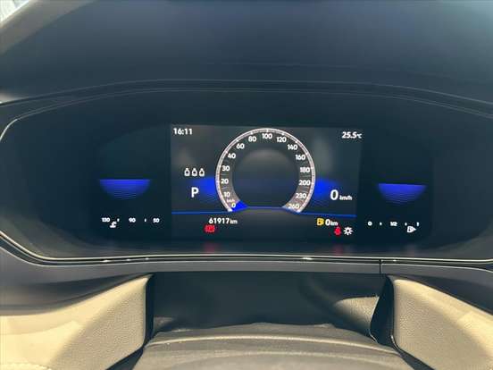 VOLKSWAGEN-TAOS-2021