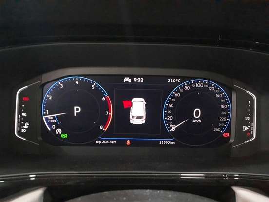 VOLKSWAGEN-TAOS-2023