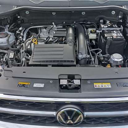 VOLKSWAGEN-TAOS-2024