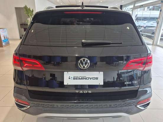 VOLKSWAGEN-TAOS-1.4 250 TSI TOTAL FLEX HIGHLINE AUTOMÁTICO VOLKSWAGEN-TAOS-2023