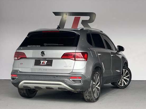 VOLKSWAGEN-TAOS-2023