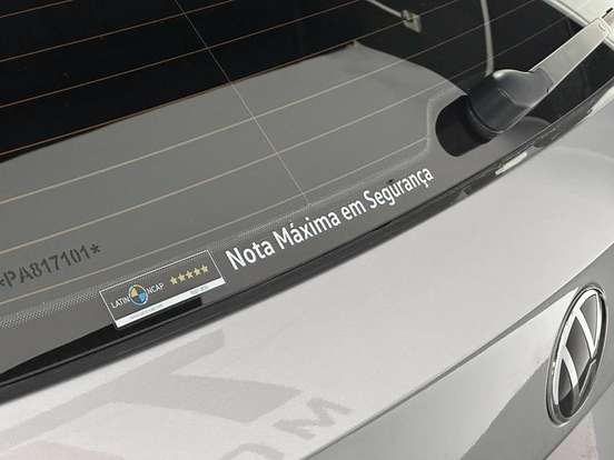 VOLKSWAGEN-TAOS-2023