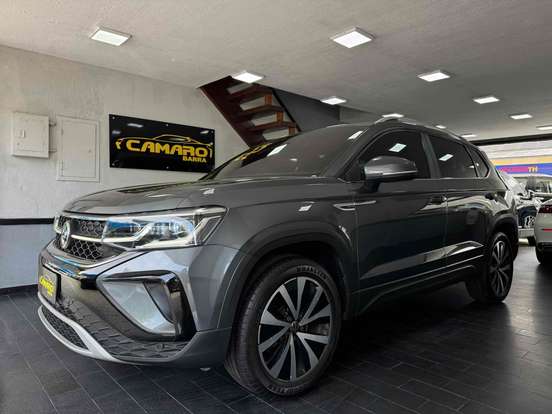 VOLKSWAGEN-TAOS-2021