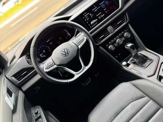 VOLKSWAGEN-TAOS-1.4 250 TSI TOTAL FLEX HIGHLINE AUTOMÁTICO VOLKSWAGEN-TAOS-2022