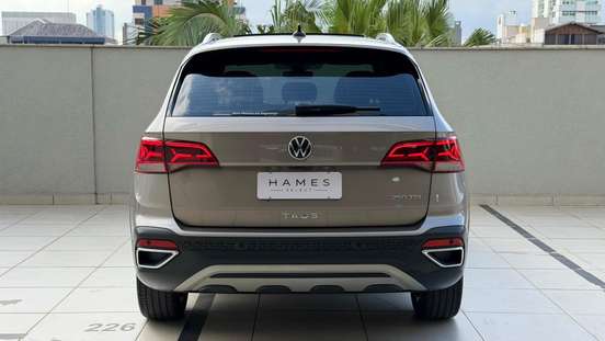 VOLKSWAGEN-TAOS-1.4 250 TSI TOTAL FLEX HIGHLINE AUTOMÁTICO VOLKSWAGEN-TAOS-2023