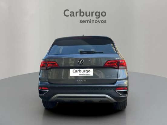 VOLKSWAGEN-TAOS-2023