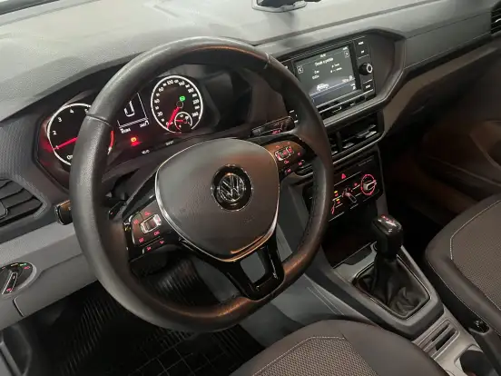 VOLKSWAGEN-T-CROSS-1.0 200 TSI TOTAL FLEX AUTOMÁTICO VOLKSWAGEN-T-CROSS-2019