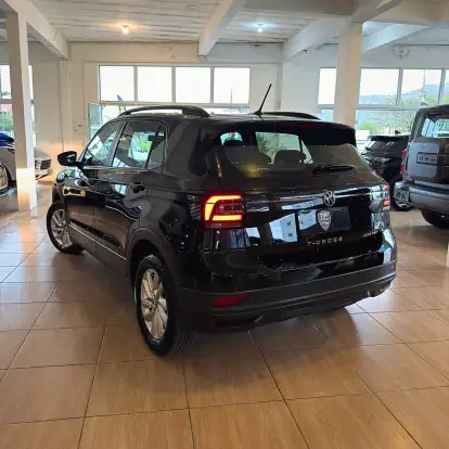 VOLKSWAGEN-T-CROSS-1.0 200 TSI TOTAL FLEX AUTOMÁTICO VOLKSWAGEN-T-CROSS-2024