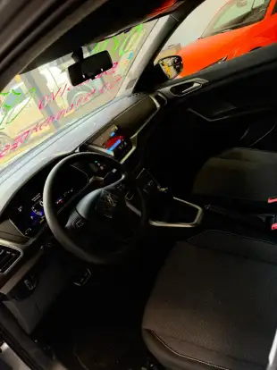 VOLKSWAGEN-T-CROSS-2027