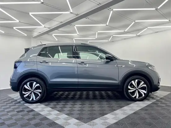 VOLKSWAGEN-T-CROSS-1.4 250 TSI TOTAL FLEX HIGHLINE AUTOMÁTICO VOLKSWAGEN-T-CROSS-2023