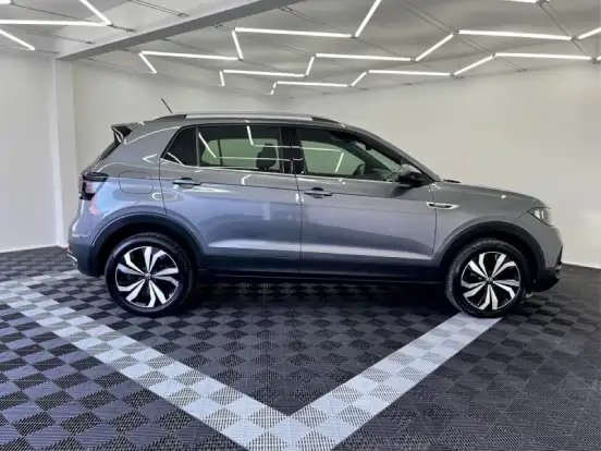 VOLKSWAGEN-T-CROSS-2023