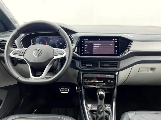 VOLKSWAGEN-T-CROSS-2023