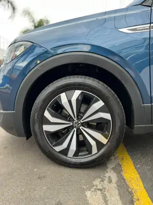 VOLKSWAGEN-T-CROSS-2023
