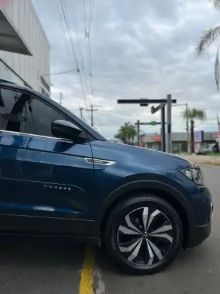 VOLKSWAGEN-T-CROSS-2023