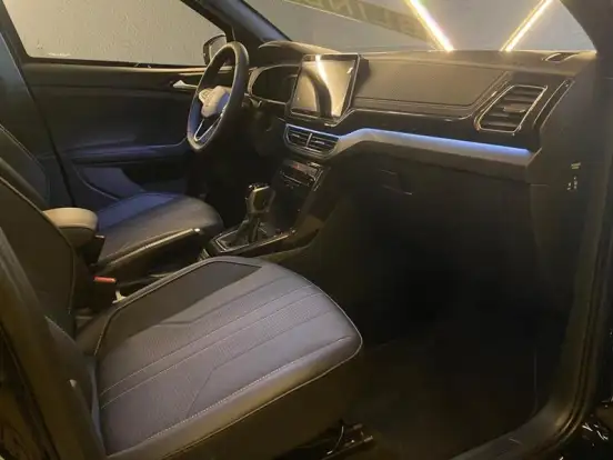 VOLKSWAGEN-T-CROSS-2025