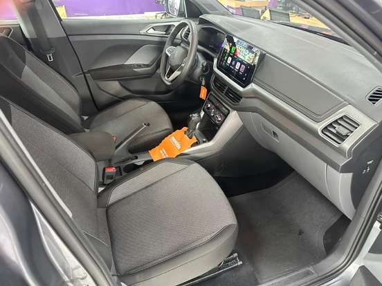 VOLKSWAGEN-T-CROSS-2023