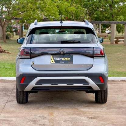 VOLKSWAGEN-T-CROSS-2024