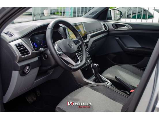 VOLKSWAGEN-T-CROSS-1.0 200 TSI TOTAL FLEX AUTOMÁTICO VOLKSWAGEN-T-CROSS-2025
