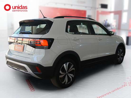 VOLKSWAGEN-T-CROSS-2024