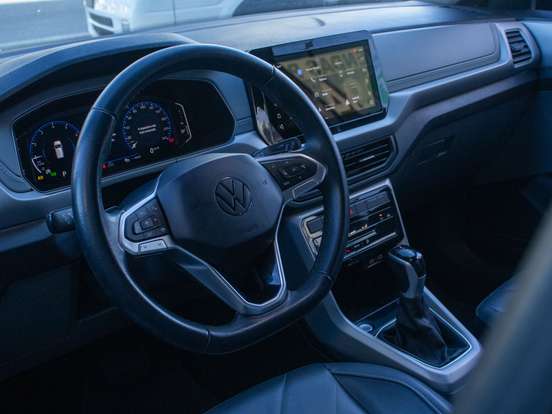 VOLKSWAGEN-T-CROSS-1.0 200 TSI TOTAL FLEX AUTOMÁTICO VOLKSWAGEN-T-CROSS-2024