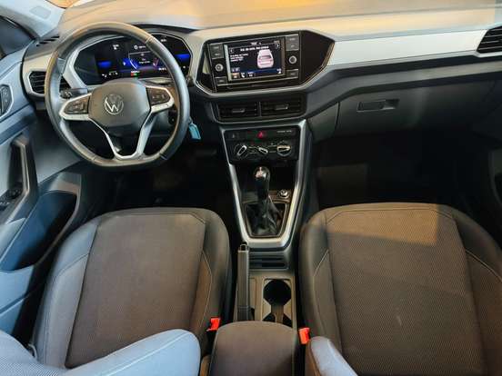 VOLKSWAGEN-T-CROSS-2022