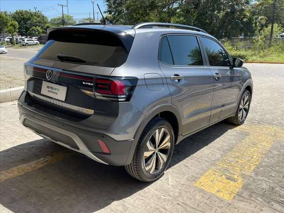 VOLKSWAGEN-T-CROSS-2026