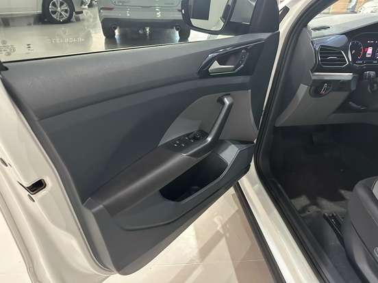 VOLKSWAGEN-T-CROSS-1.0 200 TSI TOTAL FLEX COMFORTLINE AUTOMÁTICO VOLKSWAGEN-T-CROSS-2024