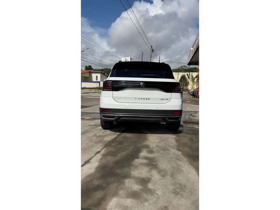 VOLKSWAGEN-T-CROSS-2023