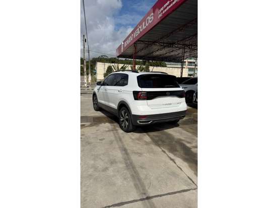 VOLKSWAGEN-T-CROSS-2023