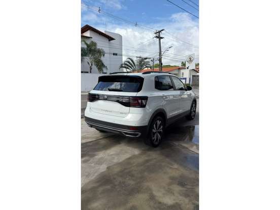 VOLKSWAGEN-T-CROSS-2023