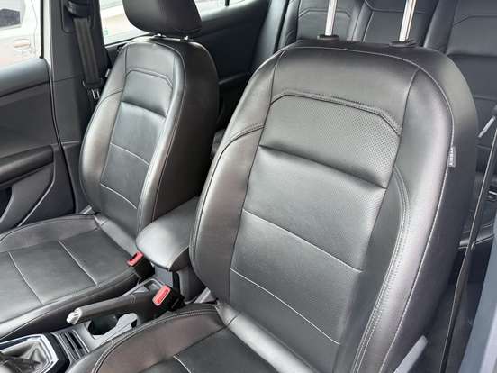 VOLKSWAGEN-T-CROSS-1.0 200 TSI TOTAL FLEX COMFORTLINE AUTOMÁTICO VOLKSWAGEN-T-CROSS-2022