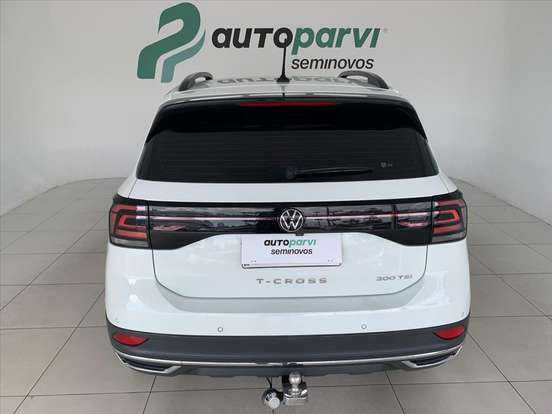 VOLKSWAGEN-T-CROSS-2023